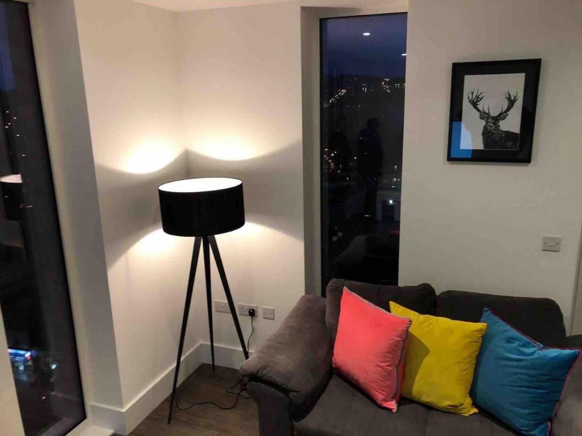 High View Two Bedroom Apartment In Woolwich Londres Extérieur photo