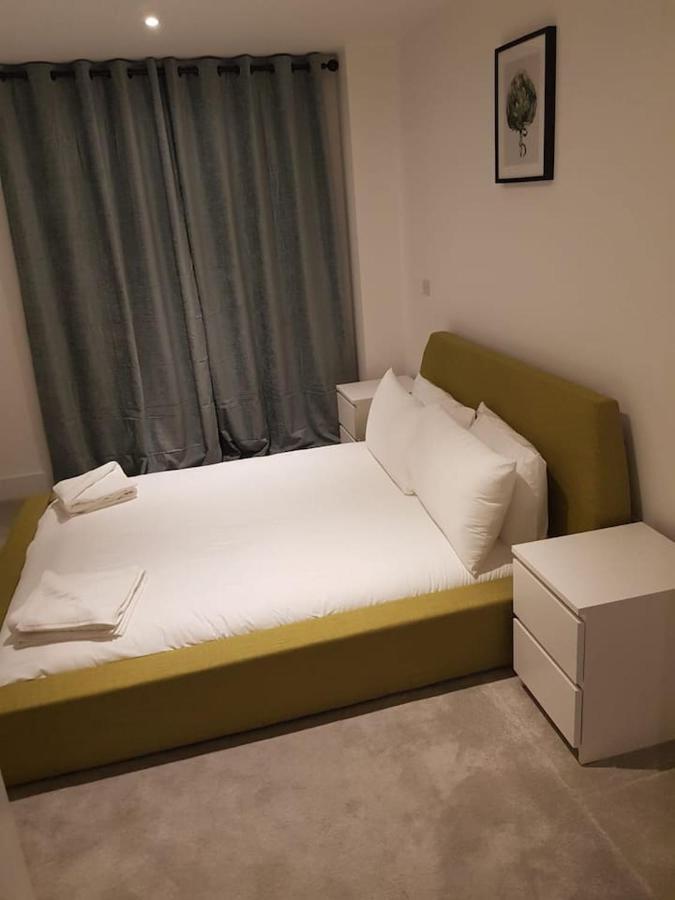 High View Two Bedroom Apartment In Woolwich Londres Extérieur photo