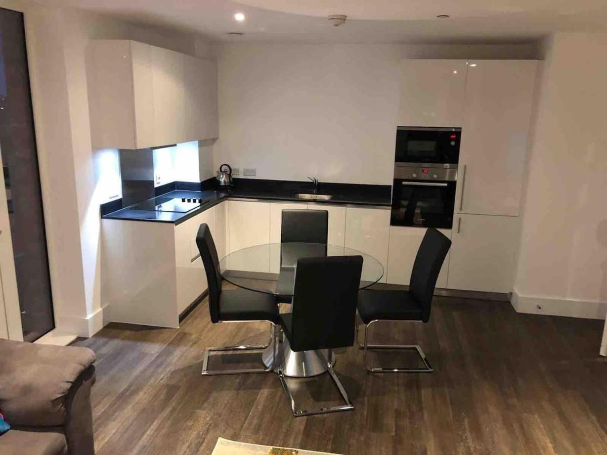 High View Two Bedroom Apartment In Woolwich Londres Extérieur photo