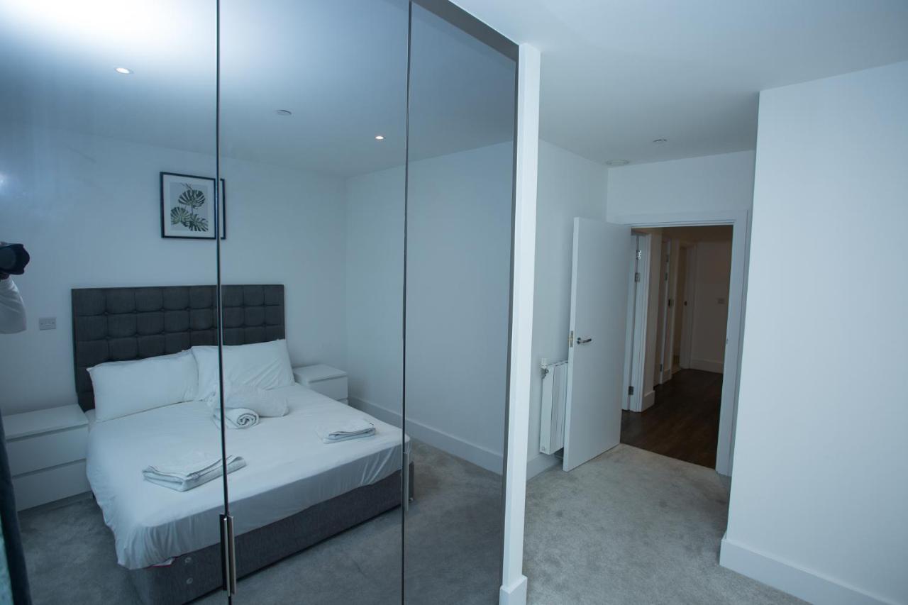 High View Two Bedroom Apartment In Woolwich Londres Extérieur photo