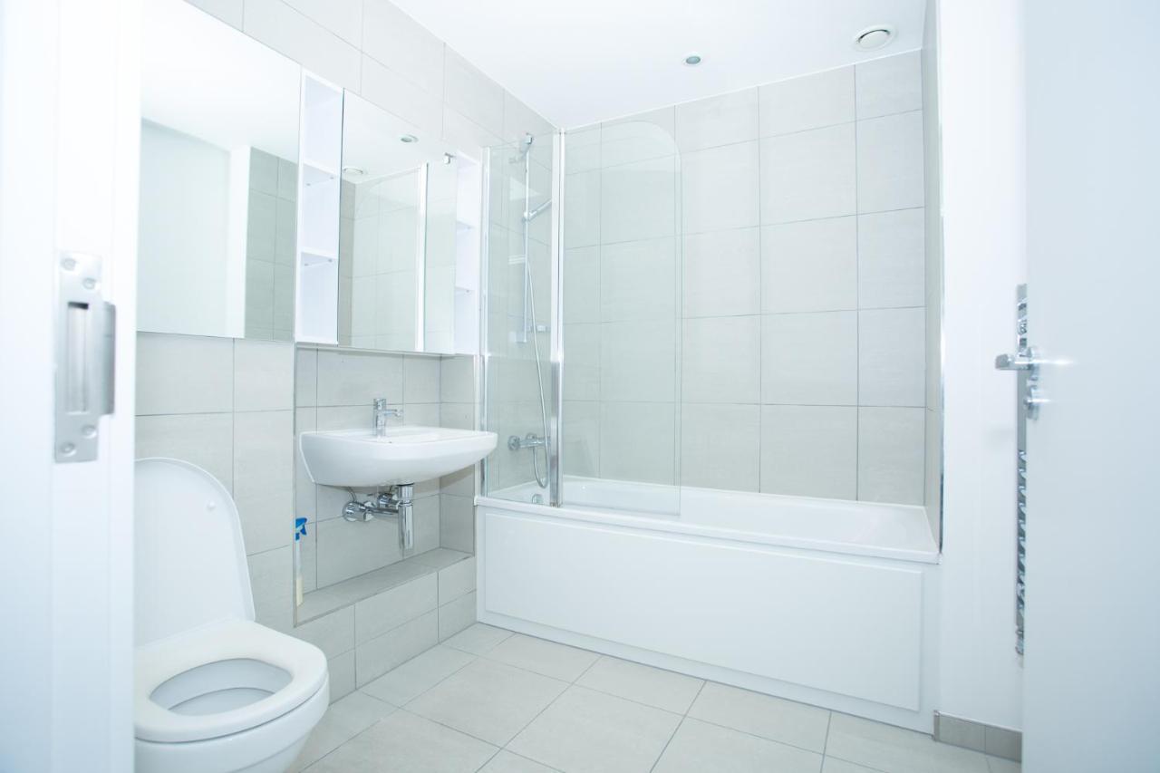 High View Two Bedroom Apartment In Woolwich Londres Extérieur photo