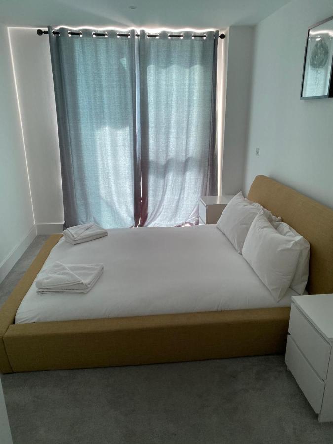 High View Two Bedroom Apartment In Woolwich Londres Extérieur photo