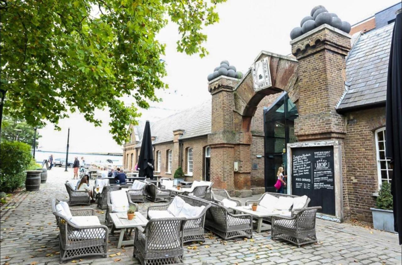 High View Two Bedroom Apartment In Woolwich Londres Extérieur photo